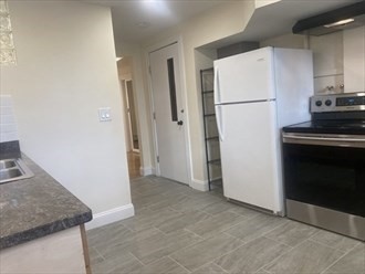 1 bed, 1 bath apartment for rent at 75 Lexington St Unit 0, Watertown — photo 7 of 27
