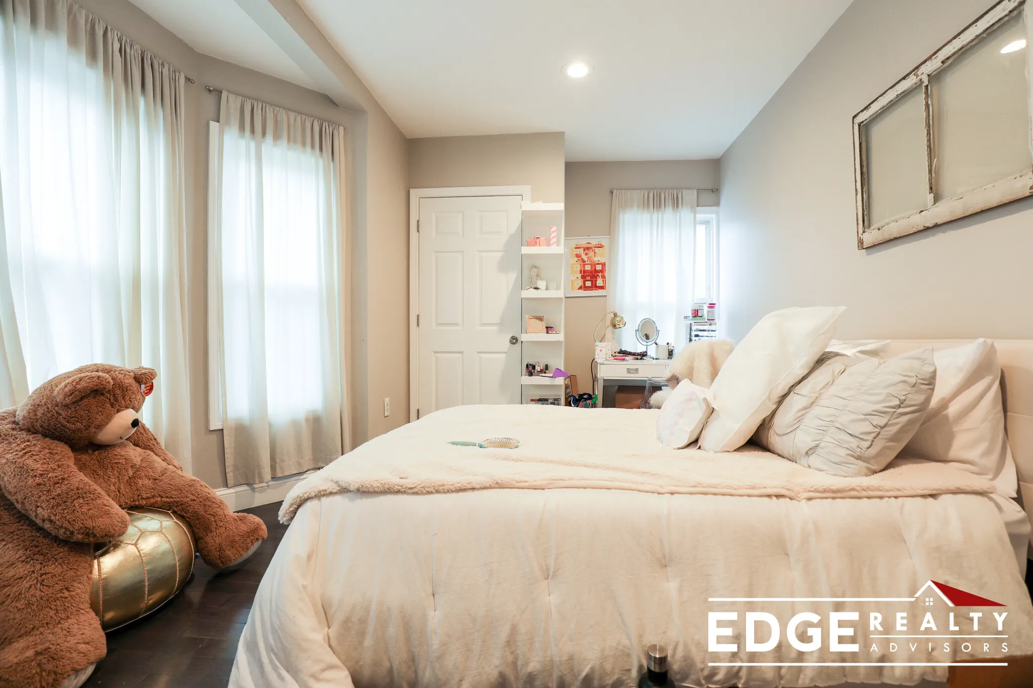 3 bed, 1.5 bath apartment for rent at 75 Linden St Unit 2, Allston — photo 9 of 11