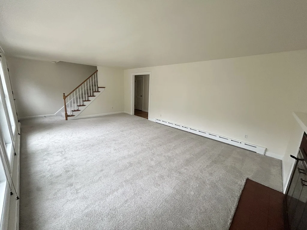 3 bed, 1 bath apartment for rent at 75 Marlboro Rd, Southborough — photo 18 of 18