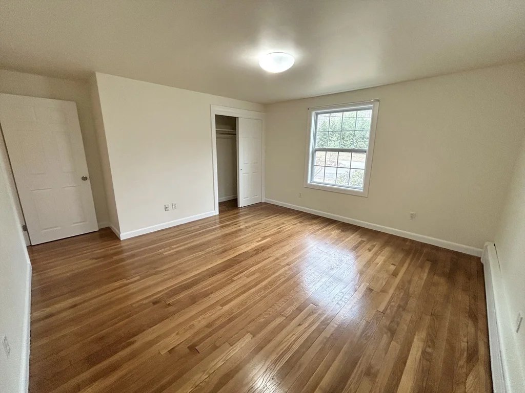 3 bed, 1 bath apartment for rent at 75 Marlboro Rd, Southborough — photo 7 of 18