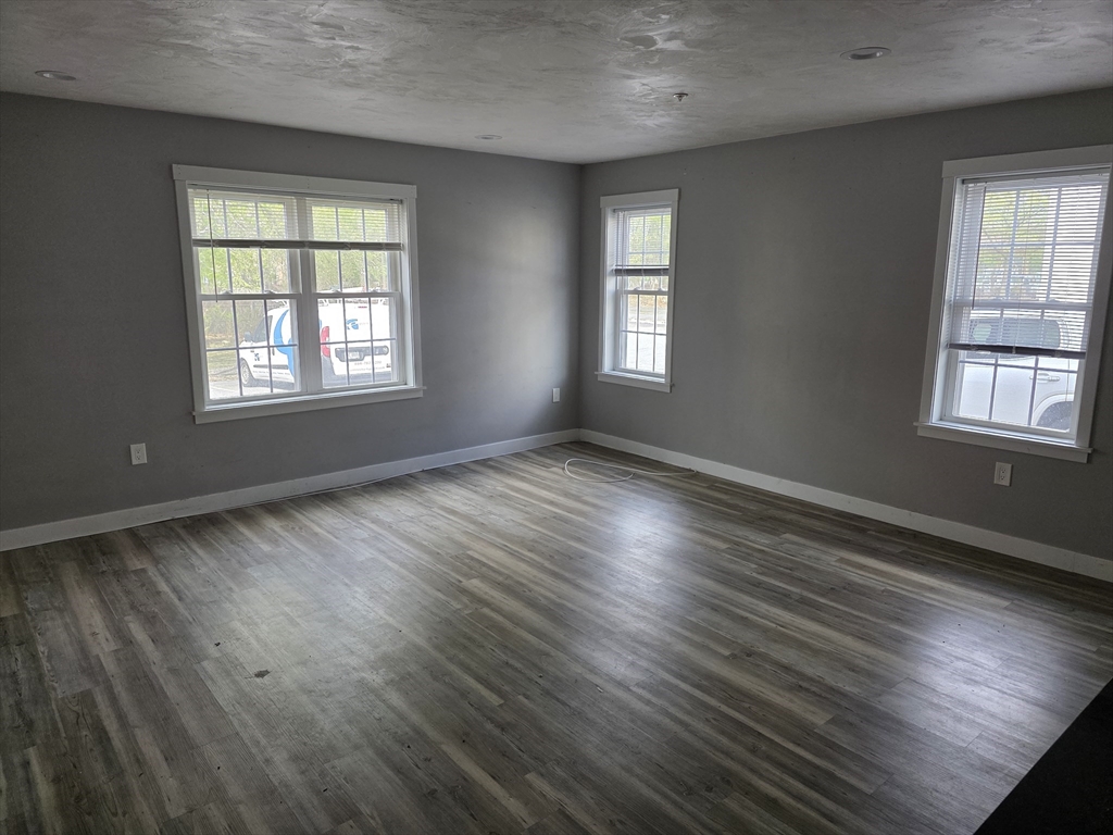1 bed, 1 bath apartment for rent at 75 Merriam Ave Unit 2, Leominster — photo 7 of 9