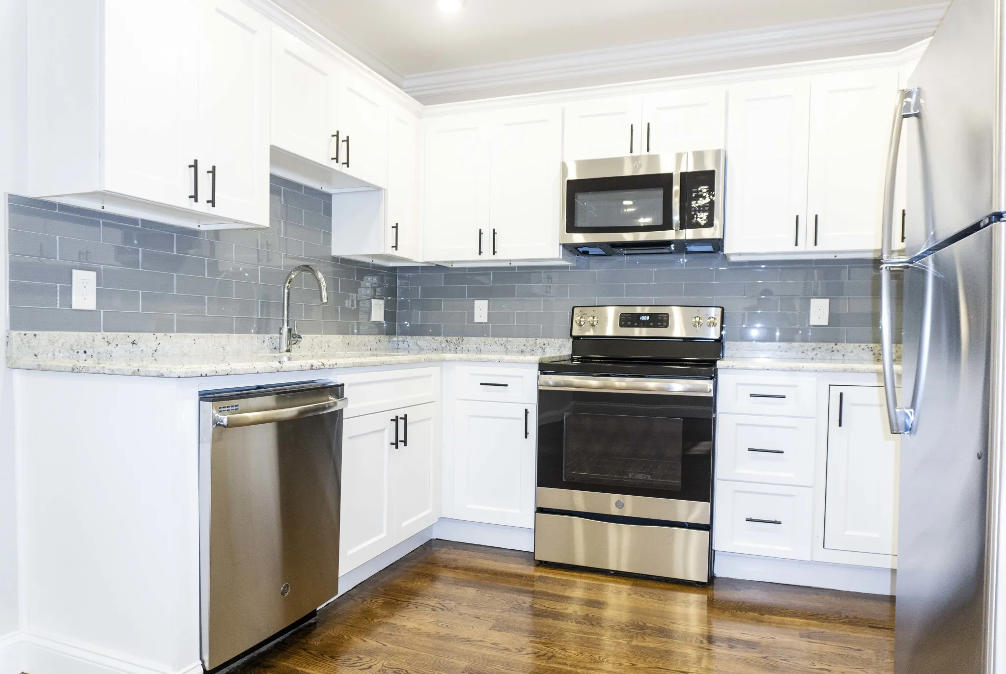 3 bed, 1 bath apartment for rent at 75 Morris St Unit 2, East Boston — photo 2 of 8
