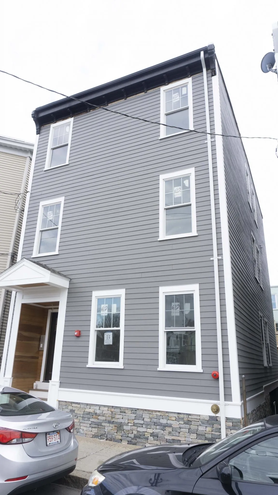 3 bed, 1 bath apartment for rent at 75 Morris St Unit 2, East Boston — photo 7 of 8