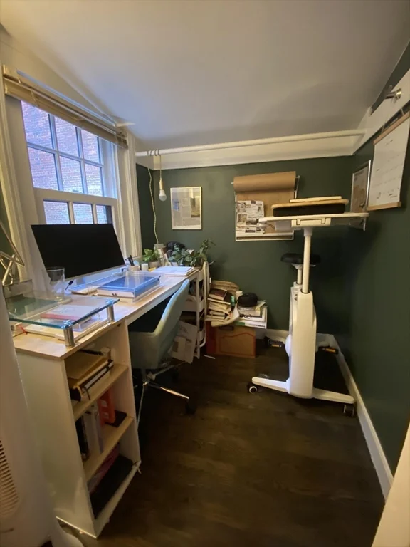 1 bed, 1 bath apartment for rent at 75 Mount Vernon St Unit 6, Beacon Hill — photo 8 of 10