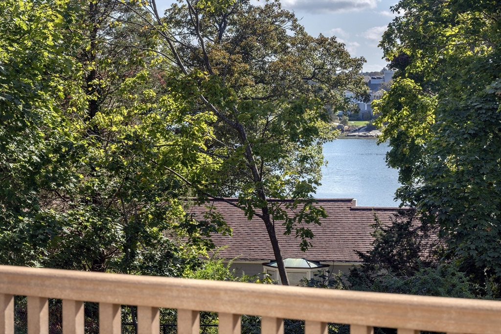 3 bed, 2 bath apartment for rent at 75 Nichols Rd Unit 0, Cohasset — photo 4 of 15