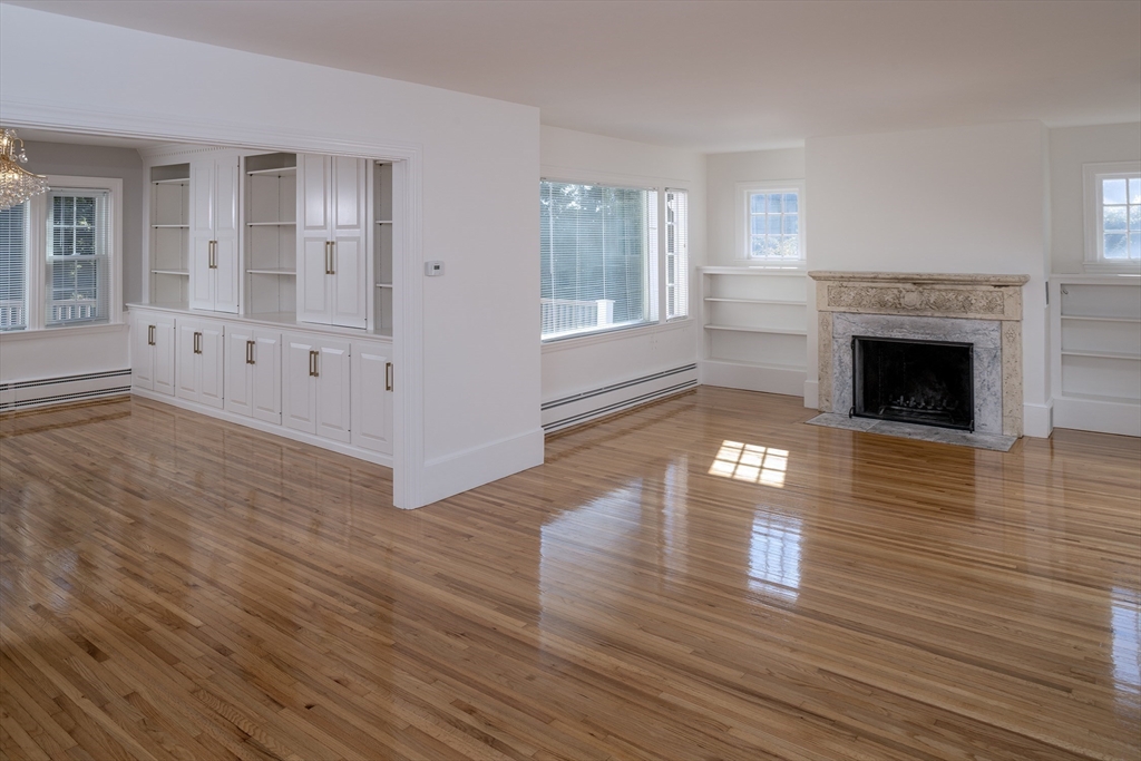 3 bed, 2 bath apartment for rent at 75 Nichols Rd Unit 0, Cohasset — photo 7 of 15