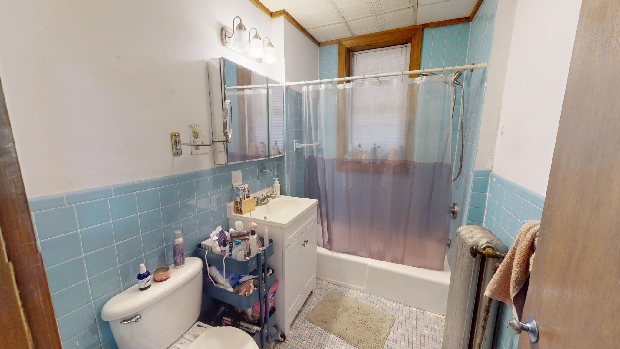 3 bed, 1 bath apartment for rent at 75 Nottinghill Rd Unit 7, Brighton — photo 8 of 9