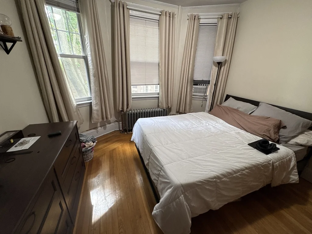 2 bed, 1 bath apartment for rent at 75 Nottinghill Unit 1, Brighton — photo 3 of 9