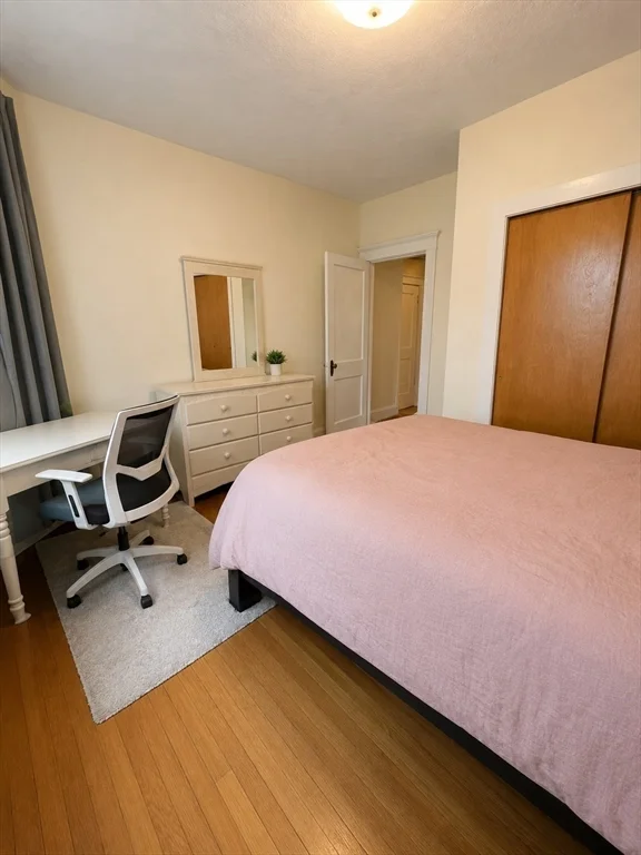 2 bed, 1 bath apartment for rent at 75 Nottinghill Unit 9, Brighton — photo 5 of 8