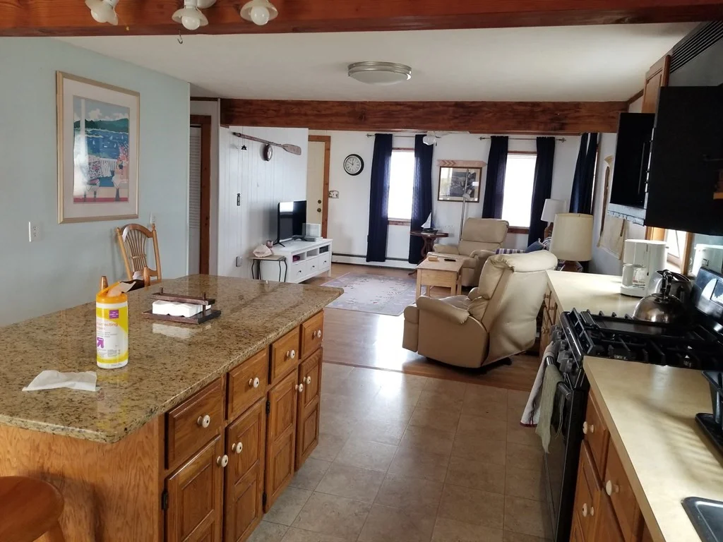 5 bed, 2 bath apartment for rent at 75 Parker St Unit 1, Marshfield — photo 5 of 10