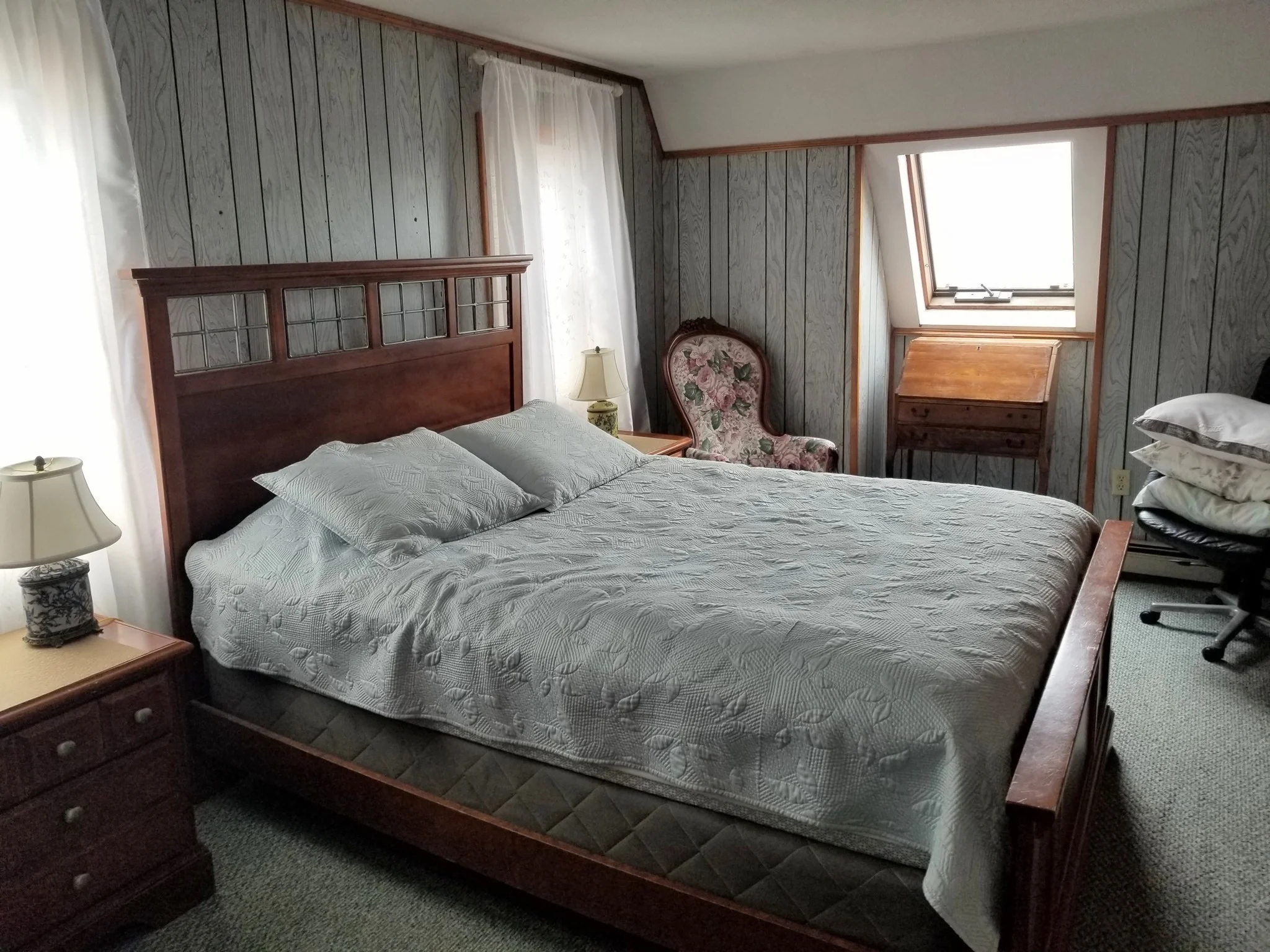 5 bed, 2 bath apartment for rent at 75 Parker St Unit 75, Marshfield — photo 9 of 10