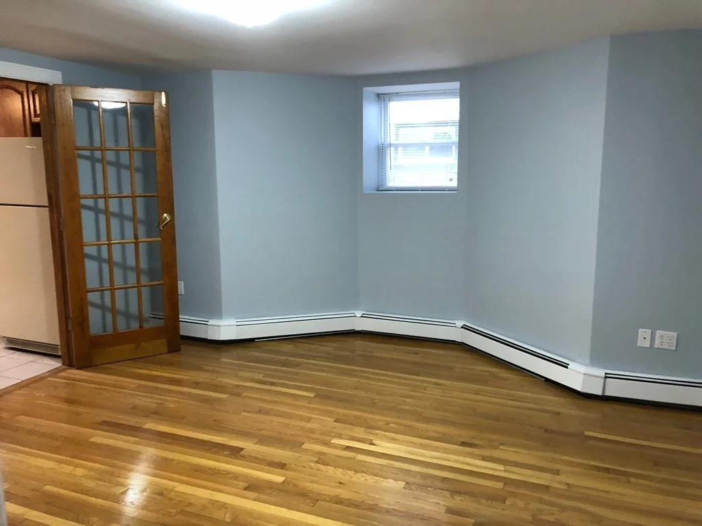 2 bed, 1 bath apartment for rent at 75 Perthshire Rd Unit B, Brighton — photo 4 of 8