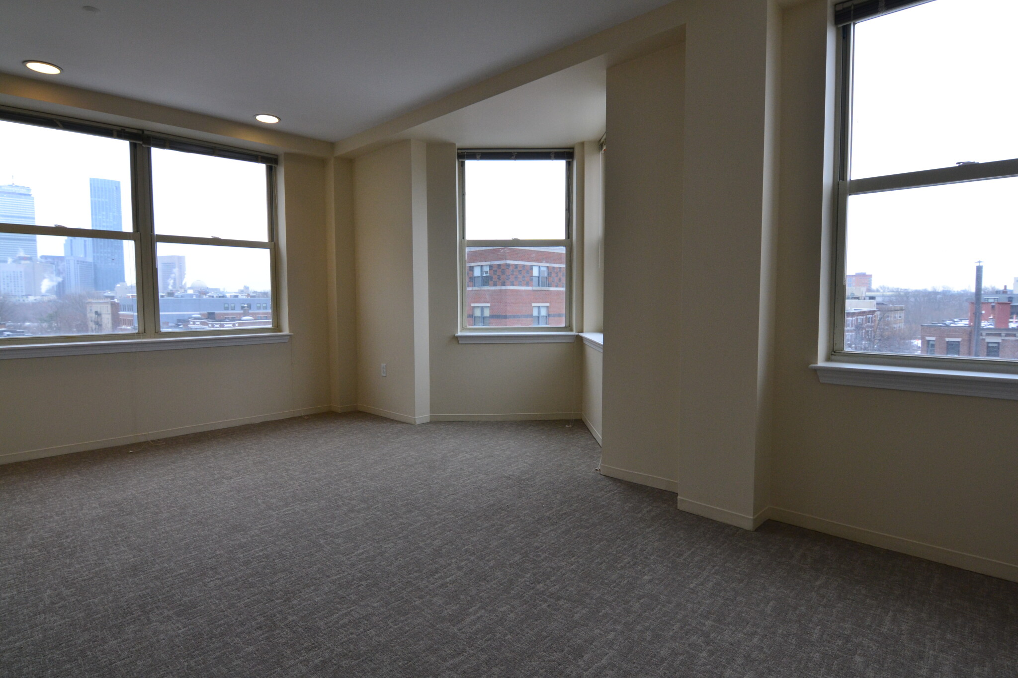 3 bed, 2 bath apartment for rent at 75 Peterborough St Unit 601, Fenway — photo 7 of 20