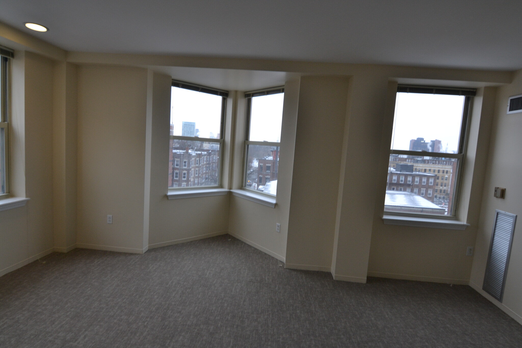 3 bed, 2 bath apartment for rent at 75 Peterborough St Unit 601, Fenway — photo 8 of 20