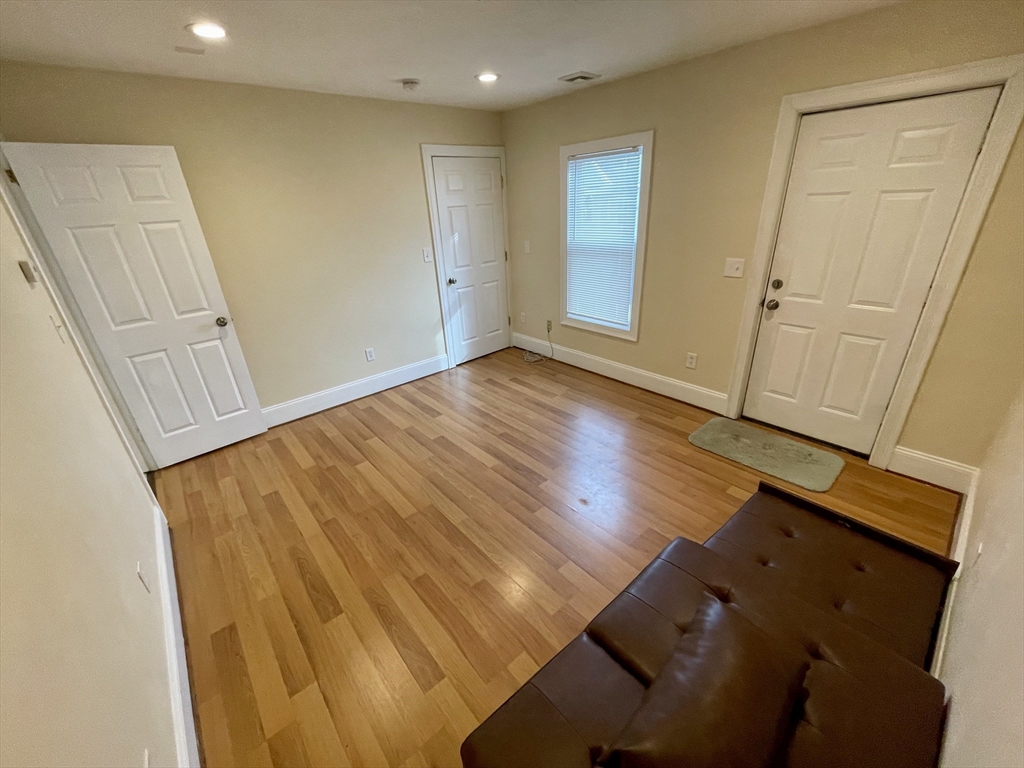 1 bed, 1 bath apartment for rent at 75 Prospect St Unit 2R, Marlborough — photo 6 of 11