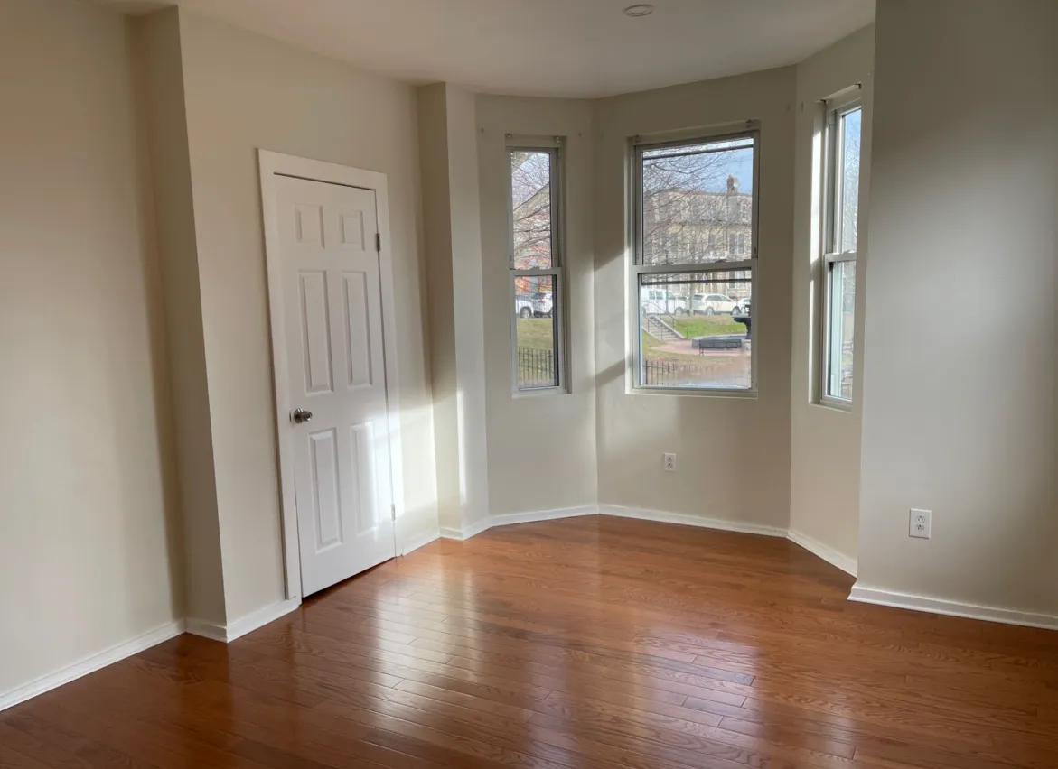 2 bed, 1 bath apartment for rent at 75 Putnam St Unit 1-1, Eagle Hill — photo 31 of 42