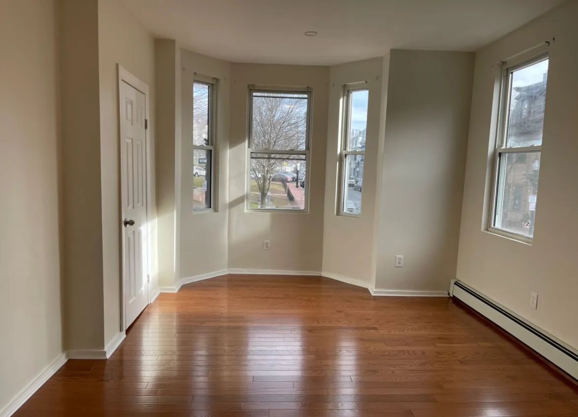 2 bed, 1 bath apartment for rent at 75 Putnam St Unit 1-1, Eagle Hill — photo 30 of 42