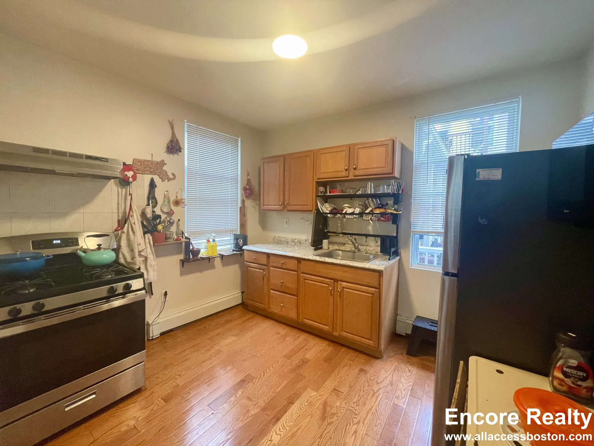 2 bed, 1 bath apartment for rent at 75 Putnam St Unit 1-1, Eagle Hill — photo 17 of 42