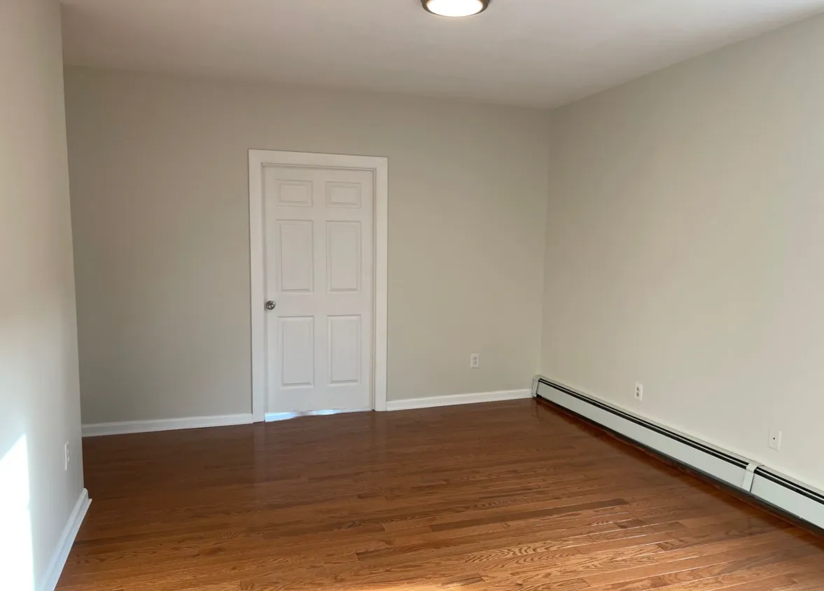 2 bed, 1 bath apartment for rent at 75 Putnam St Unit 1-1, Eagle Hill — photo 35 of 42