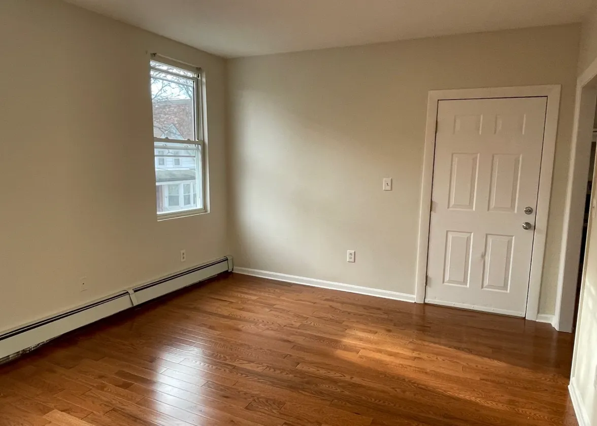 2 bed, 1 bath apartment for rent at 75 Putnam St Unit 1-1, Eagle Hill — photo 37 of 42
