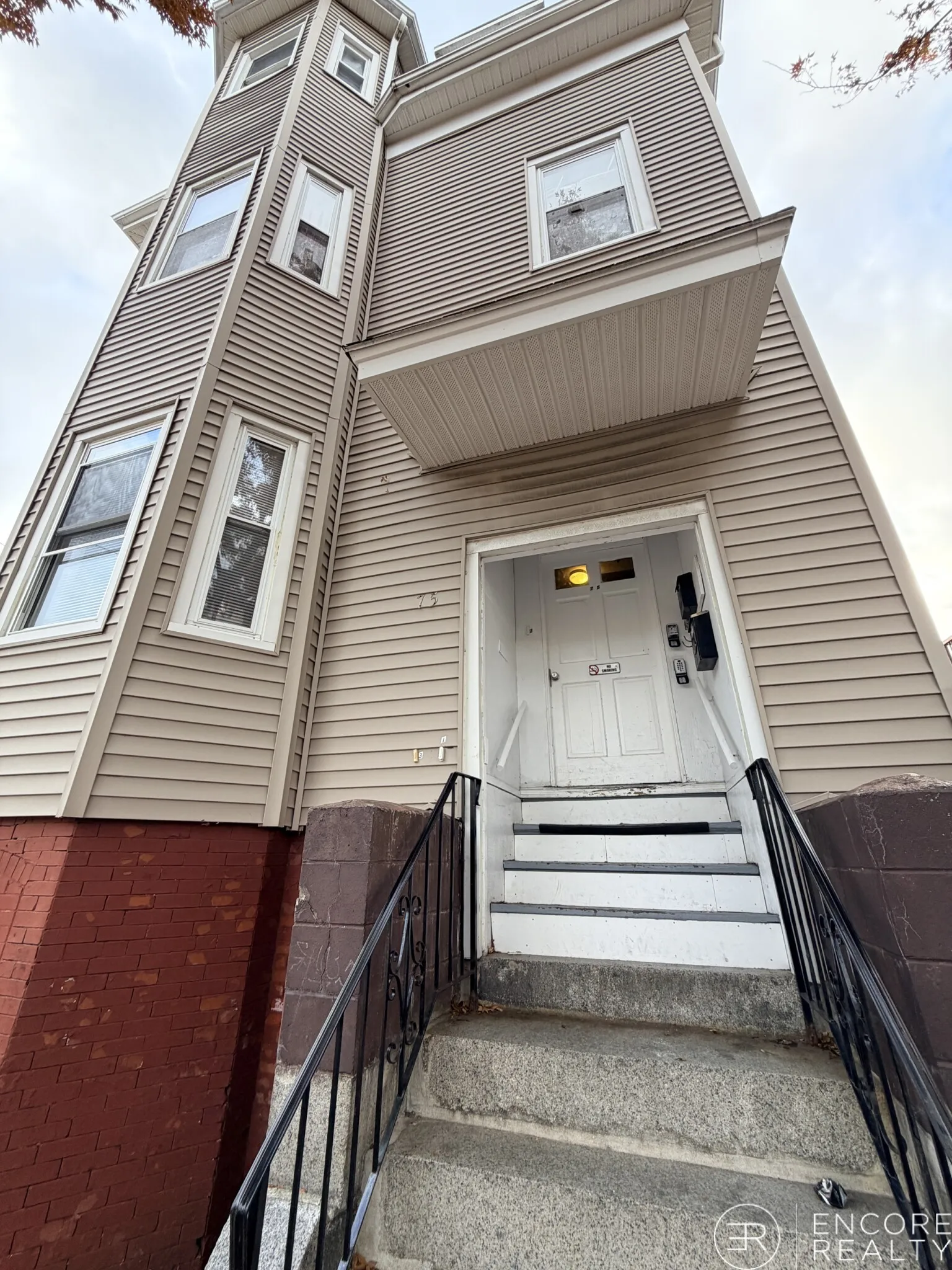 2 bed, 1 bath apartment for rent at 75 Putnam St Unit 1A, Eagle Hill — photo 29 of 72