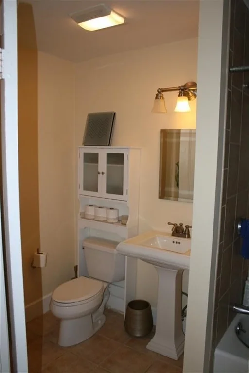 2 bed, 1 bath apartment for rent at 75 Rutland St Unit 3, South End — photo 12 of 14