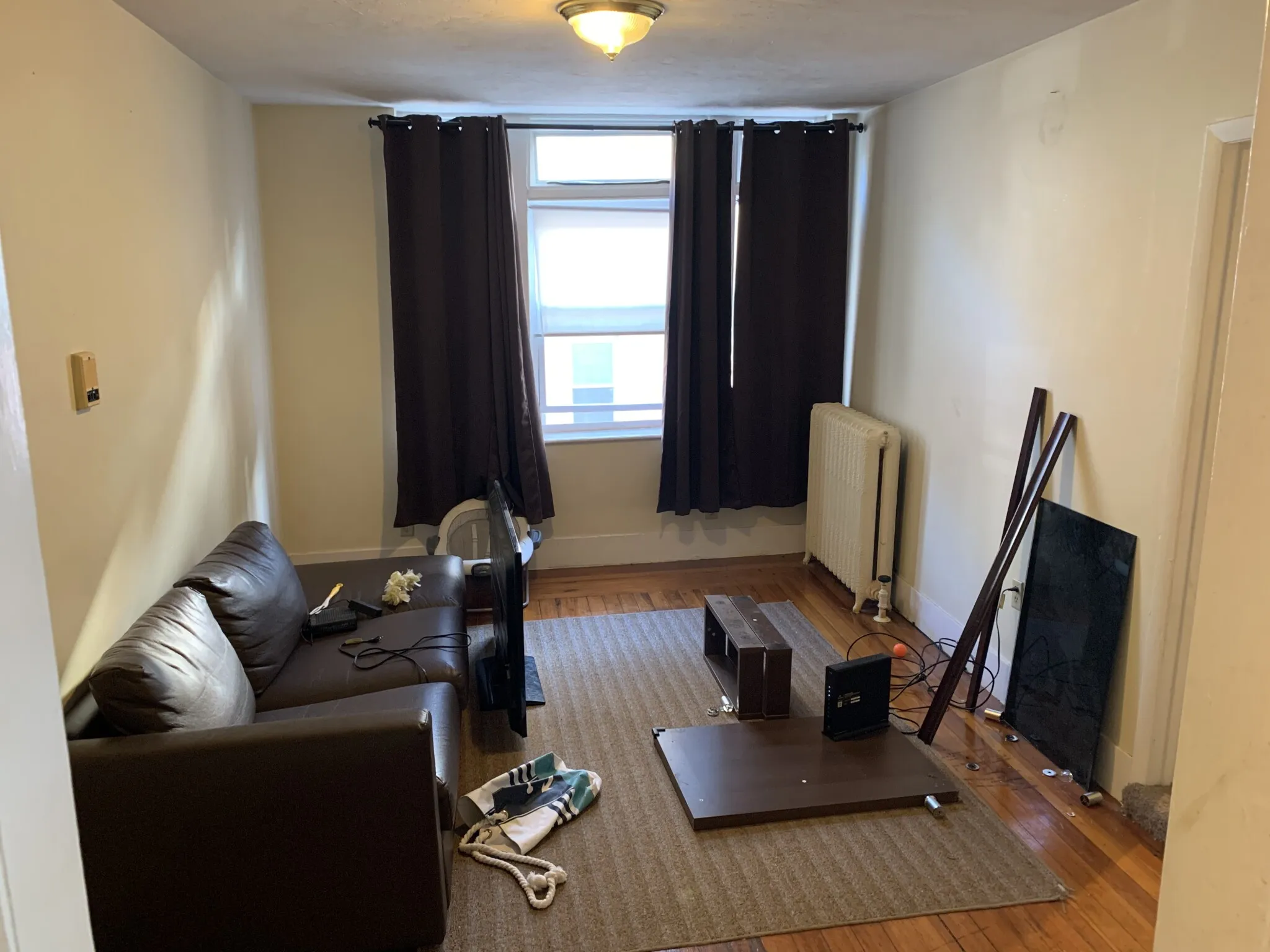 1 bed, 1 bath apartment for rent at 75 South Huntington Ave Unit 6, Jamaica Plain — photo 4 of 13