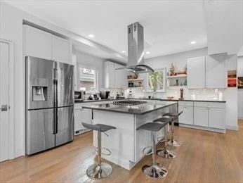 2 bed, 2 bath apartment for rent at 75 South St Unit 2, Jamaica Plain — photo 2 of 17
