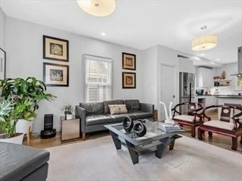 2 bed, 2 bath apartment for rent at 75 South St Unit 2, Jamaica Plain — photo 5 of 17