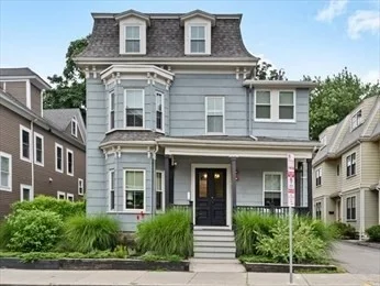 2 bed, 2 bath apartment for rent at 75 South St Unit 2, Jamaica Plain — photo 1 of 17