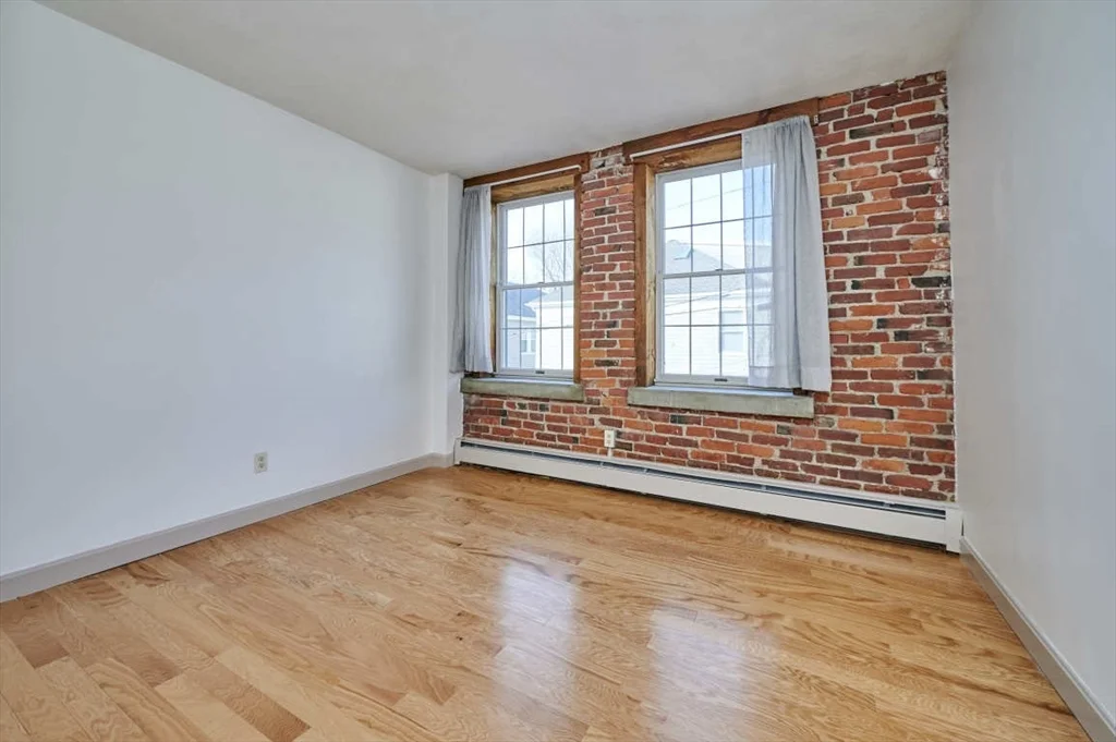2 bed, 1 bath apartment for rent at 75 Summer St Unit 3, Glenwood — photo 8 of 11