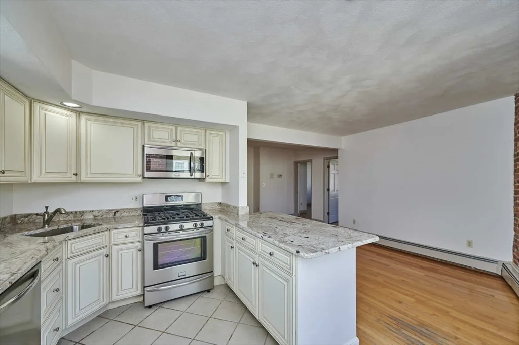 2 bed, 1 bath apartment for rent at 75 Summer St Unit 3, Glenwood — photo 1 of 11