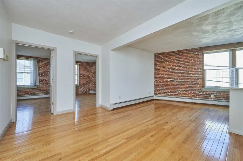 2 bed, 1 bath apartment for rent at 75 Summer St Unit 3, Glenwood — photo 4 of 11