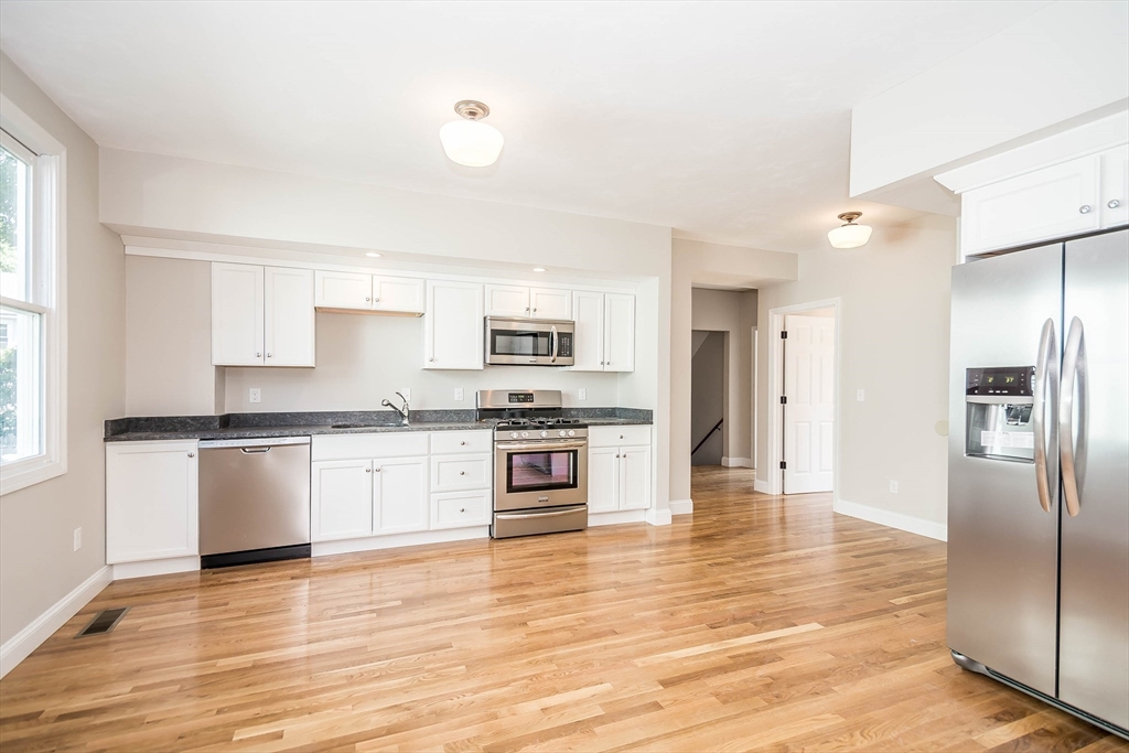 4 bed, 2 bath apartment for rent at 75 Summer Unit 1, Tufts University — photo 1 of 18