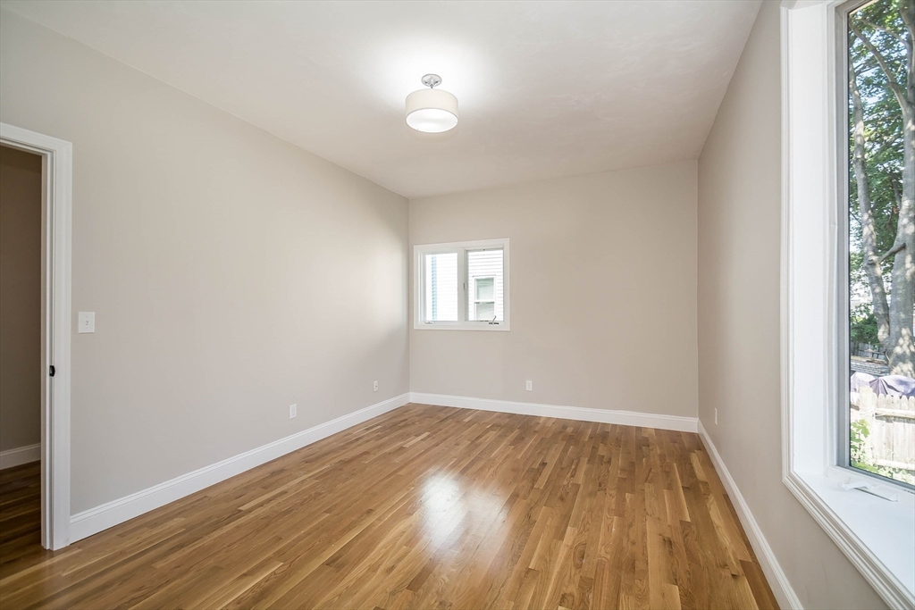 4 bed, 2 bath apartment for rent at 75 Summer Unit 1, Tufts University — photo 8 of 18