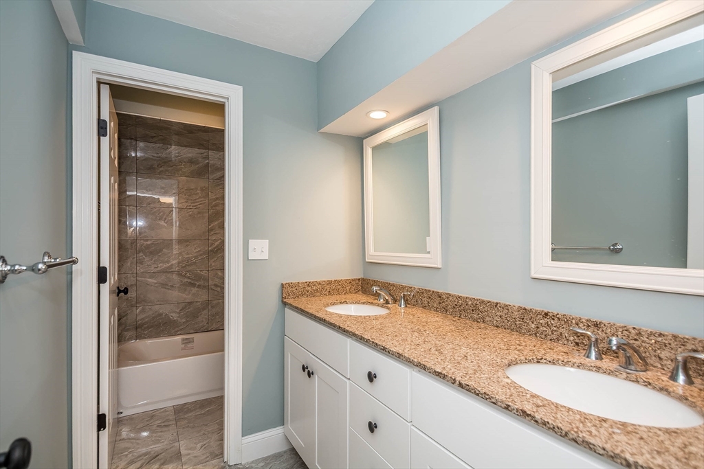 4 bed, 2 bath apartment for rent at 75 Summer Unit 1, Tufts University — photo 17 of 18