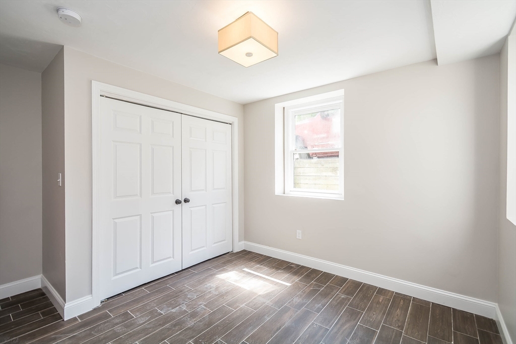 4 bed, 2 bath apartment for rent at 75 Summer Unit 1, Tufts University — photo 16 of 18
