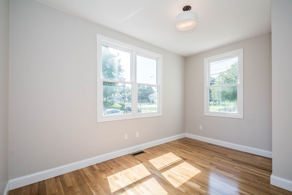 4 bed, 2 bath apartment for rent at 75 Summer Unit 1, Tufts University — photo 12 of 18