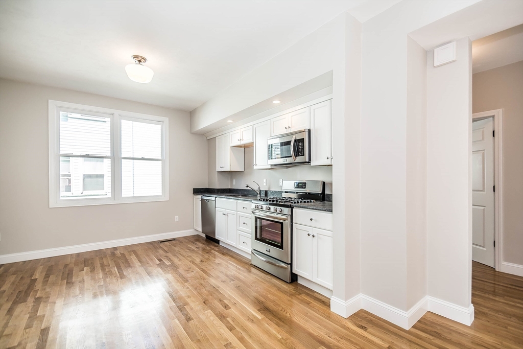 4 bed, 2 bath apartment for rent at 75 Summer Unit 1, Tufts University — photo 2 of 18