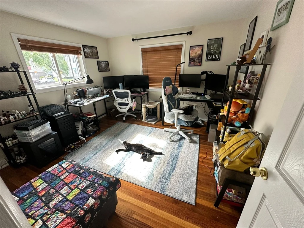 2 bed, 1 bath apartment for rent at 75 Thingvalla Ave Unit 75, Belmont — photo 7 of 10