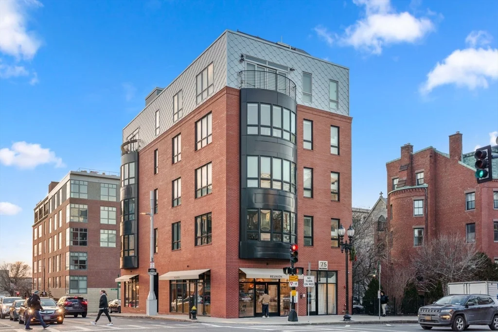 2 bed, 1 bath apartment for rent at 75 W Broadway Unit 202, South Boston — photo 33 of 34