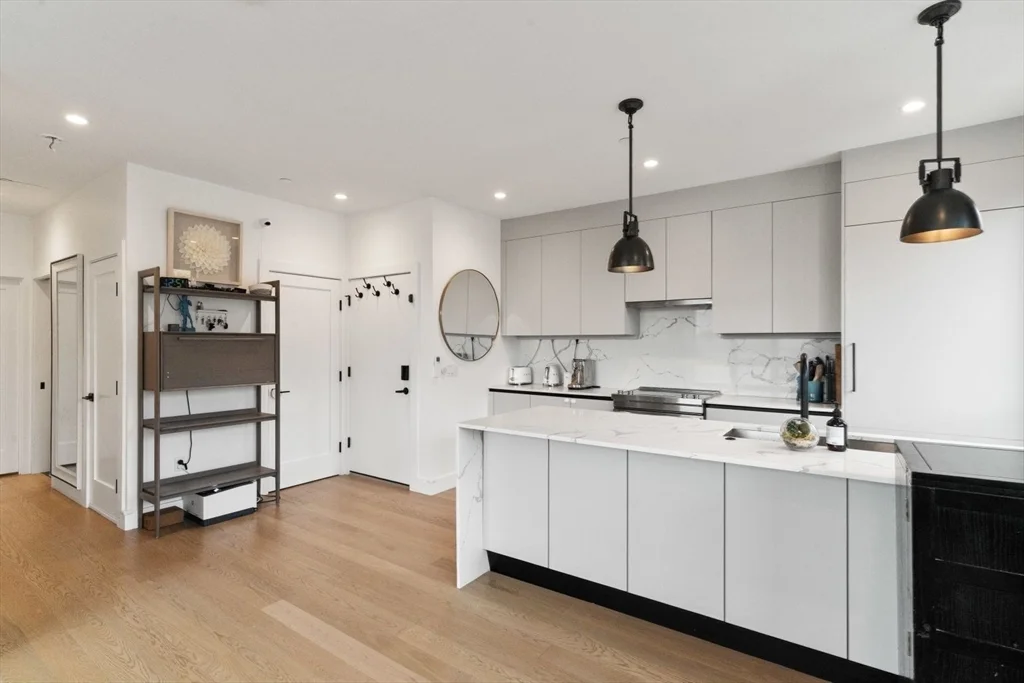 2 bed, 1 bath apartment for rent at 75 W Broadway Unit 301, South Boston — photo 5 of 19
