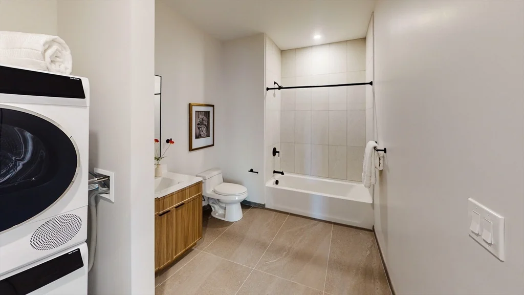 2 bed, 1 bath apartment for rent at 75 Willow Ct Unit 214, Dorchester — photo 7 of 22