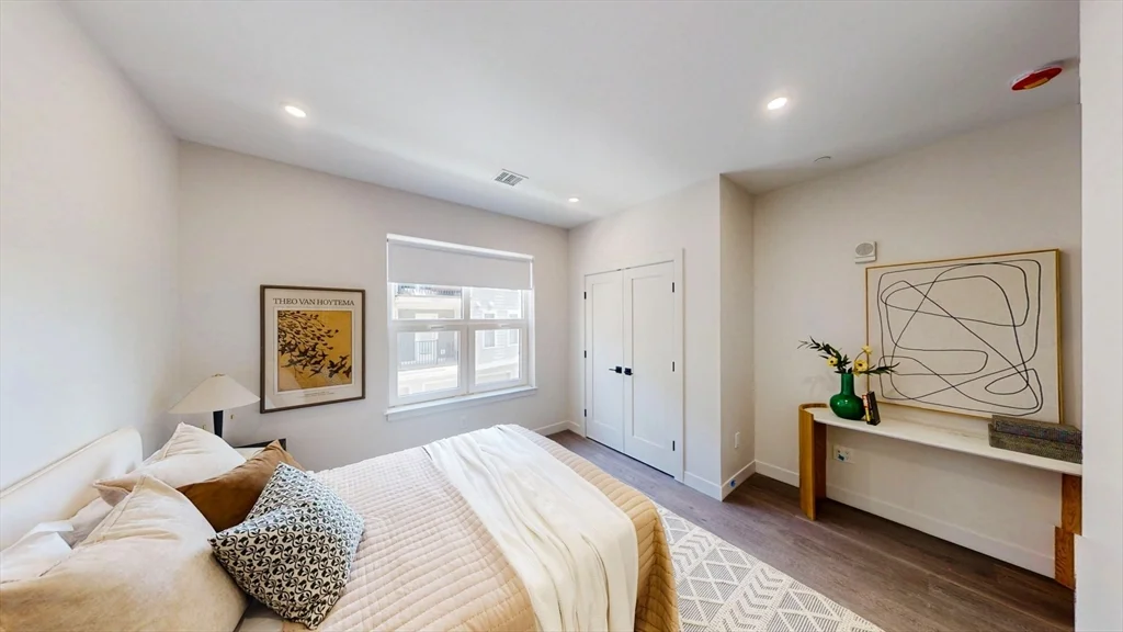 2 bed, 2 bath apartment for rent at 75 Willow Ct Unit 309, Dorchester — photo 4 of 23