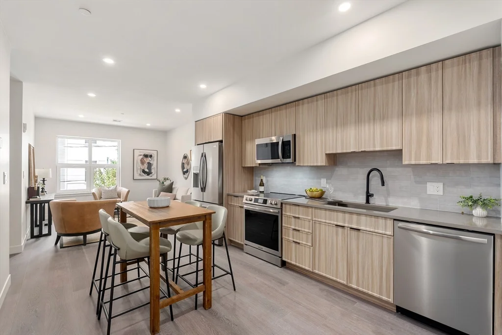 2 bed, 2 bath apartment for rent at 75 Willow Ct Unit 615, Dorchester