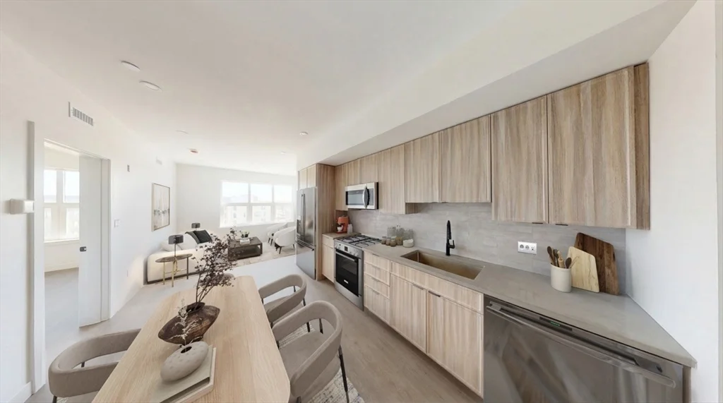 1 bed, 1 bath apartment for rent at 75 Willow Ct Unit 806, Dorchester — photo 3 of 14