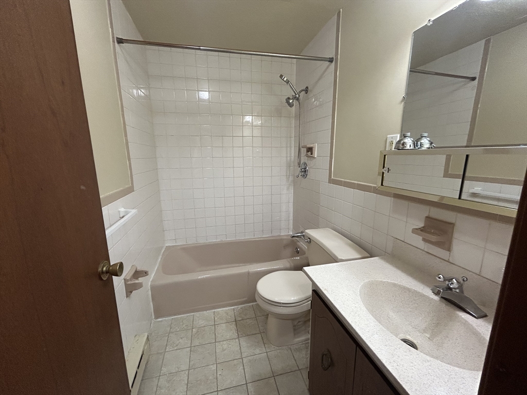 1 bed, 1 bath apartment for rent at 75 Winthrop St Unit 24, Everett — photo 6 of 9