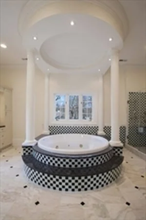 6 bed, 4+ bath apartment for rent at 75 Woodfall Rd, Belmont — photo 11 of 20