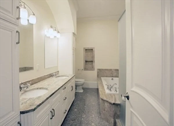 6 bed, 4+ bath apartment for rent at 75 Woodfall Rd, Belmont — photo 12 of 20
