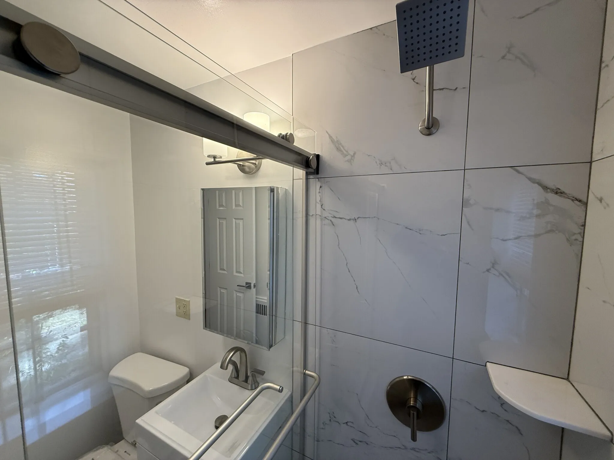 2 bed, 1 bath apartment for rent at 75 Wyman St Unit 3, Waban — photo 8 of 17